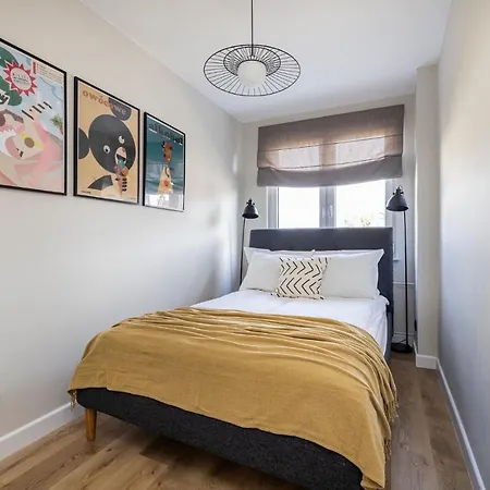 公寓 - 200 M Do Plazy Z Balkonem I Widokiem 索波特